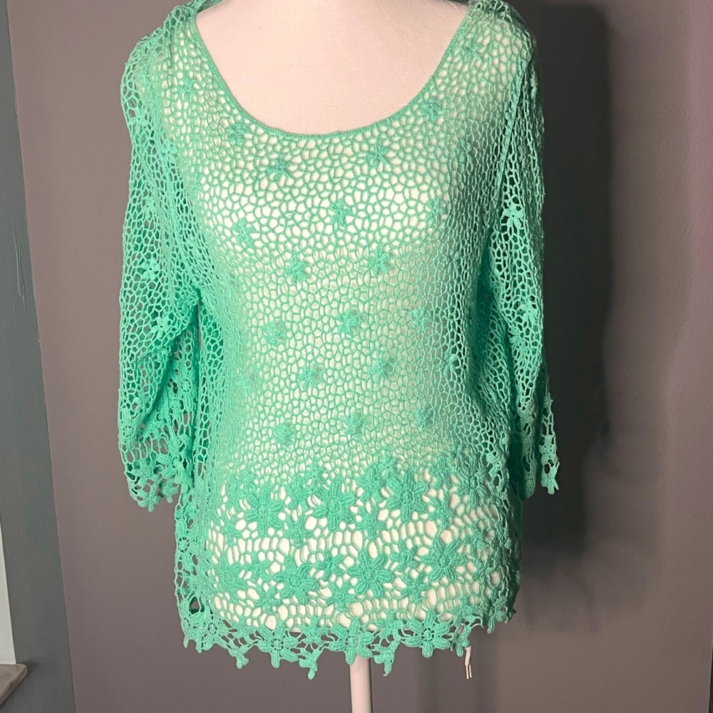 Handmade teal see through blouse made in Brazil. Color: teal. Size small.